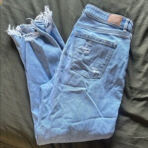 Light Blue Distressed Women's American Eagle Jeans